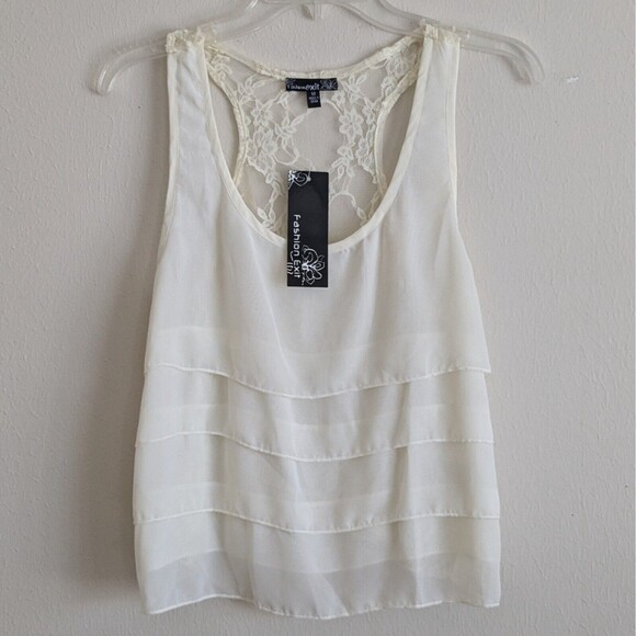 Fashion Exit Cream/Ivory Dressy Tank Boho  Layer Ruffle Front/Lace Back Sz M NWT - Picture 1 of 5